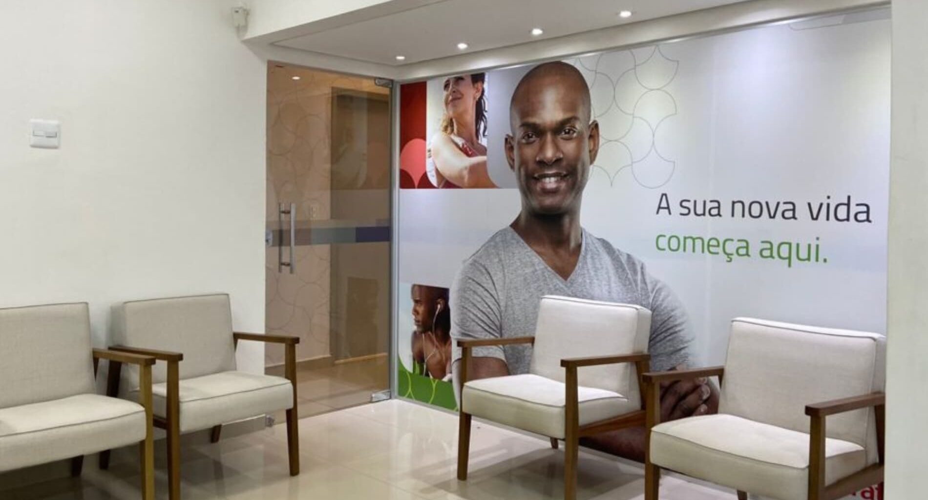 foto de clinica da coluna
