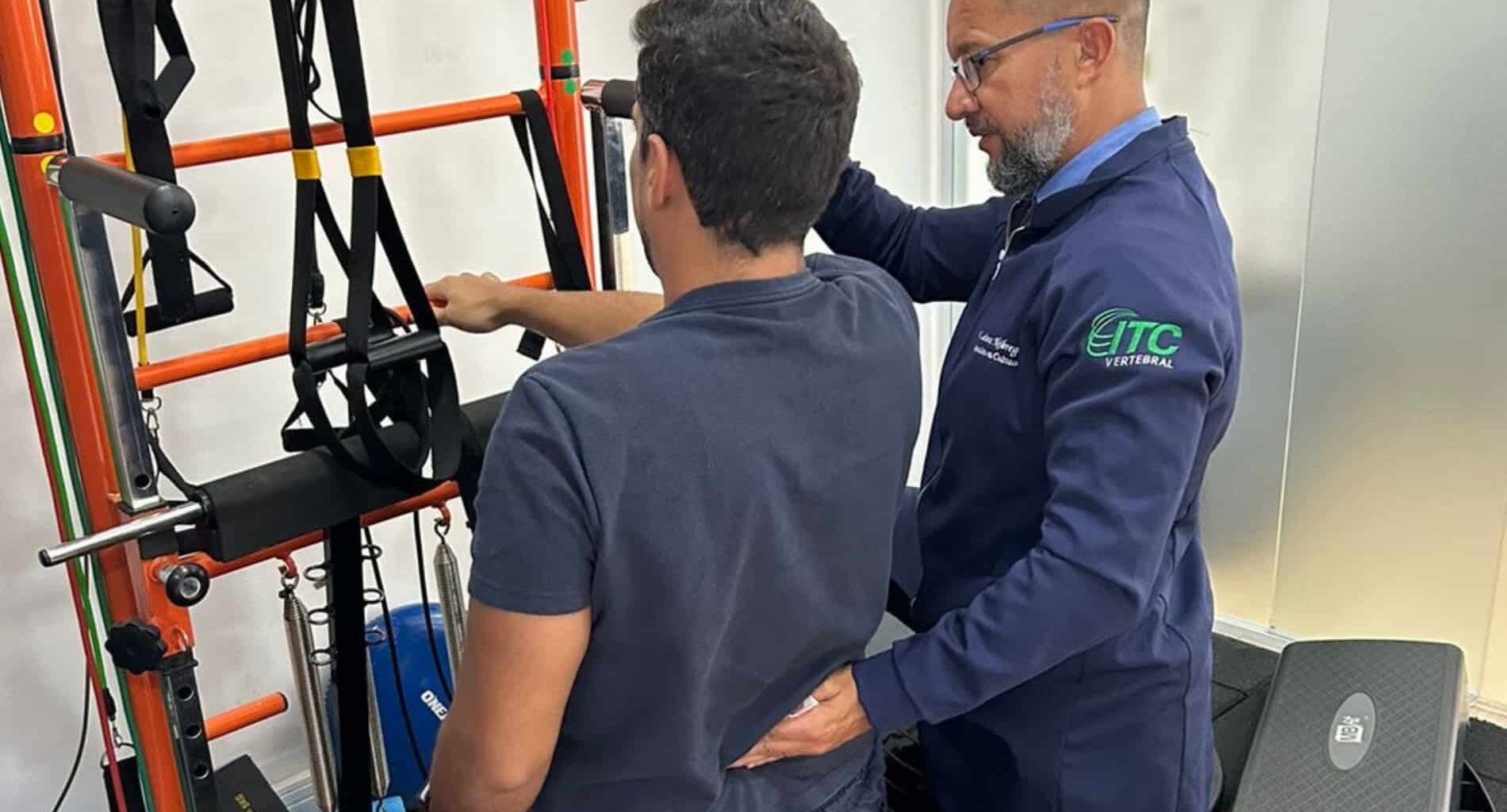 foto de clinica da coluna