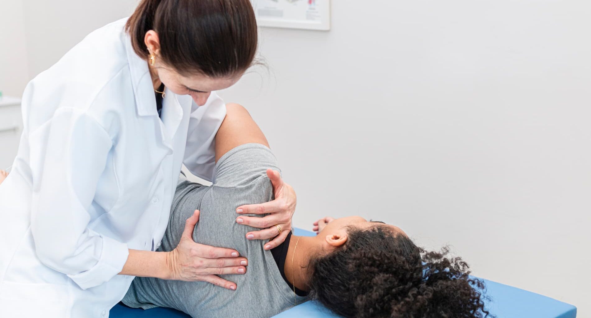 foto de fisioterapia ombro