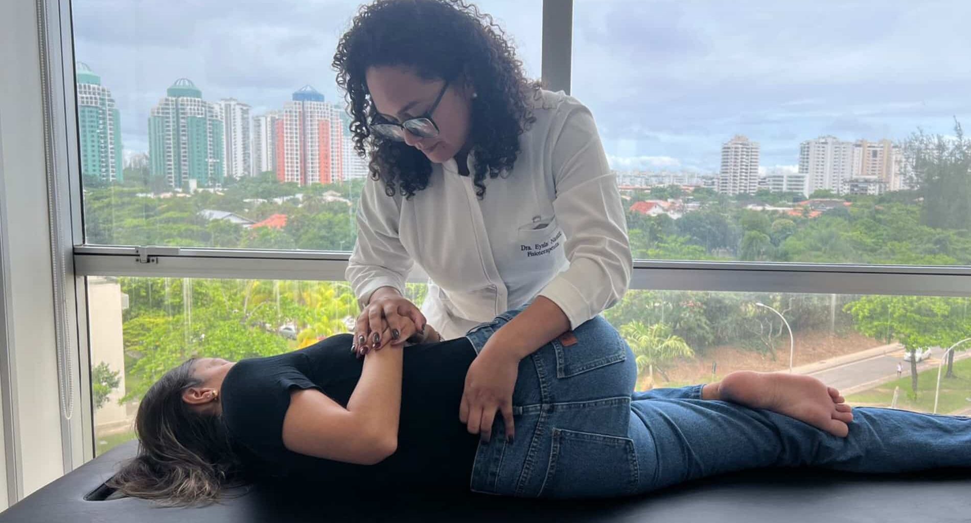 foto de tratamento de dor embaixo das costas