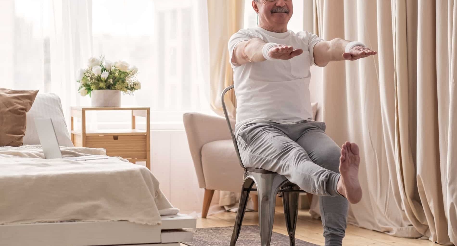 foto de fisioterapia para idoso