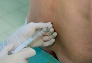 foto de injeção de corticóide para dor lombar