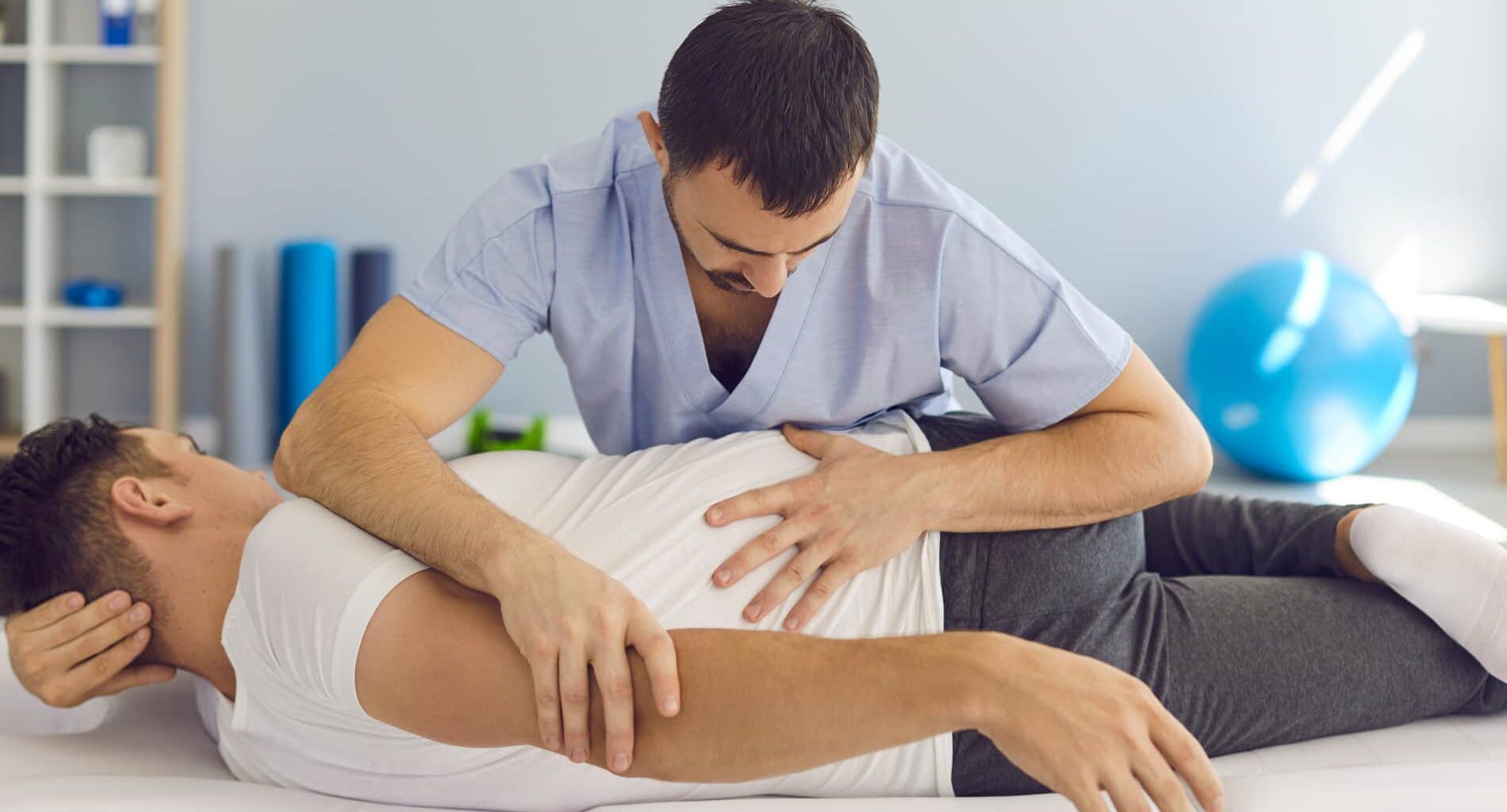 foto de manipulação vertebral