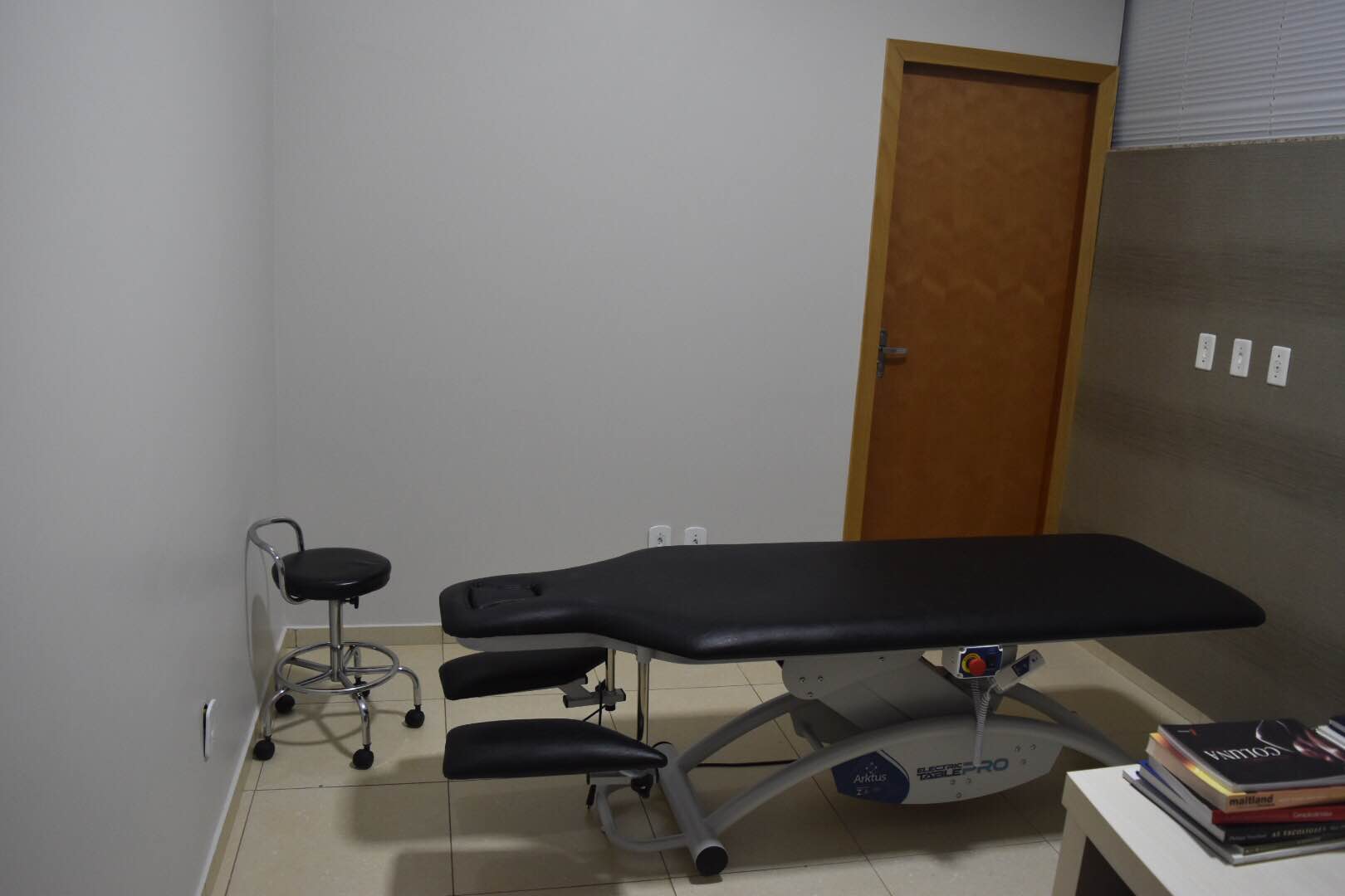 cl-nica-de-fisioterapia-tangar-da-serra-itc-vertebral